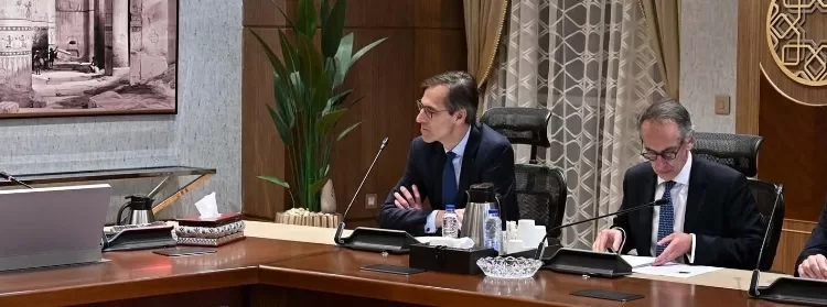 Le PM reçoit le premier vice-président de la BERD
2 - Le Progrès Egyptien Le PM reçoit le premier vice-président de la BERD
1 - Le Progrès Egyptien