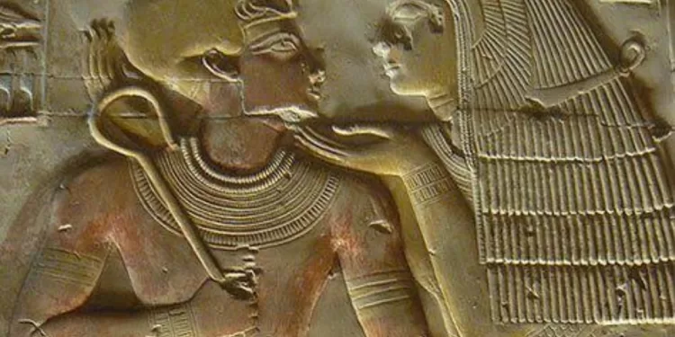 Egypte ancienne: Quel est le secret de dessiner les personnages de profil ? 2 - Le Progrès Egyptien Egypte ancienne: Quel est le secret de dessiner les personnages de profil ? 1 - Le Progrès Egyptien