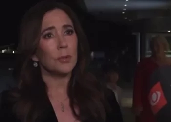 Après l’attentat de Sydney, la reine Mary laisse voir son émotion