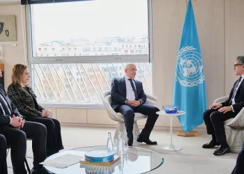 L’ambassadeur Tarek Dahroug présente ses lettres de créance au directeur général de l’Unesco