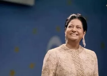 Oum Kolthoum : une voix… trois regards artistiques !