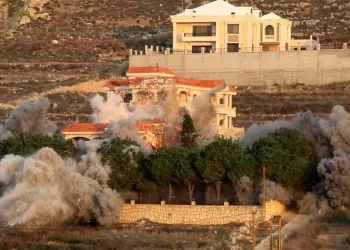 Nouveaux bombardements israéliens au Liban malgré des discussions “positives”