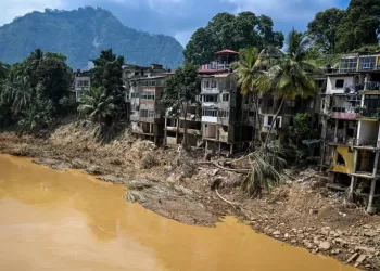 En Indonésie, les survivants tentent de se reconstruire sous la menace de nouvelles pluies