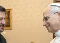 Ukraine: Zelensky rencontre le pape et prépare ses propositions