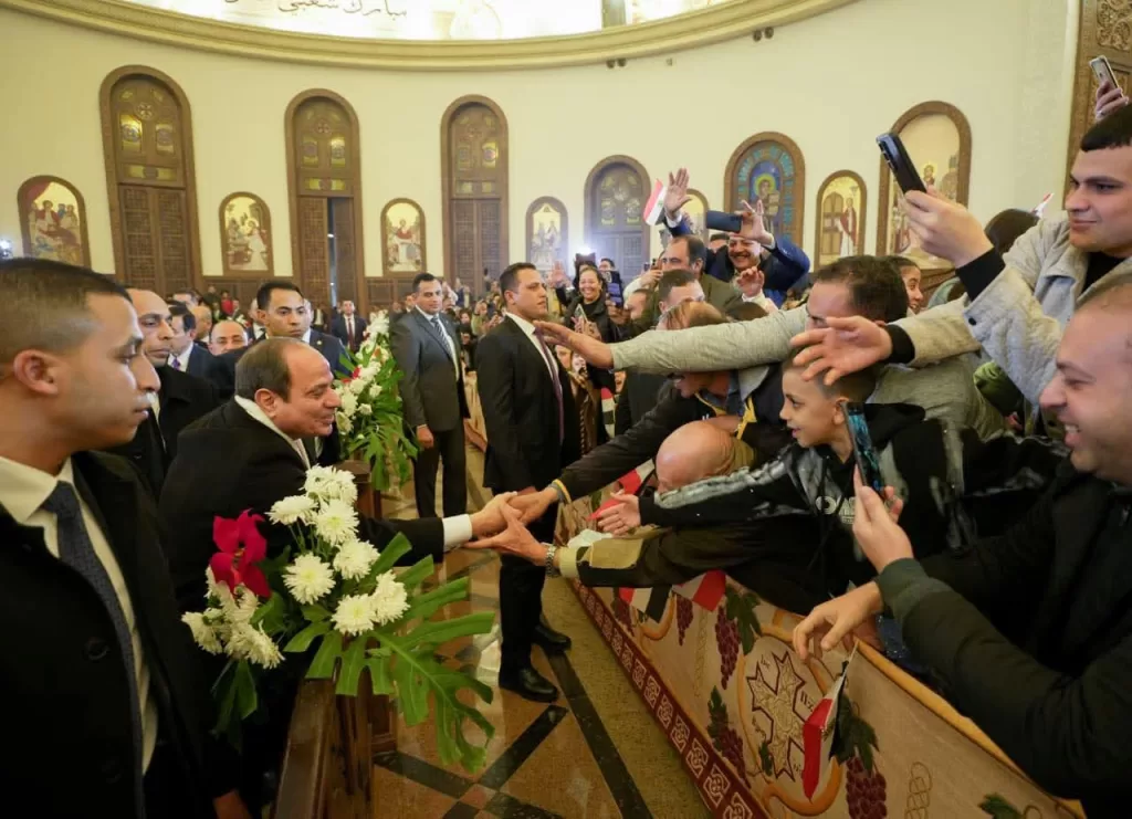 Al-Sissi présente ses vœux de Noël à la cathédrale de la Nativité du Christ (Photos) 7 - Le Progrès Egyptien