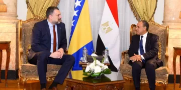 L’Égypte et la Bosnie-Herzégovine renforcent leur coopération et coordonnent leurs positions sur les crises régionales