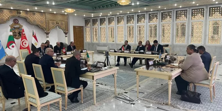 Tunis: Abdel-Aati mène des consultations avec ses homologues tunisien et algérien et l’Envoyée spéciale des Nations Unies sur le processus de règlement en Libye 1 - Le Progrès Egyptien