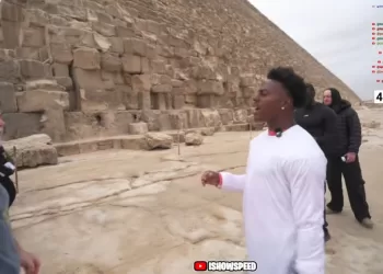 IShowSpeed aux pyramides et au GME 