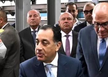 Le PM engage un dialogue amical avec les employés de l’usine SEMAF