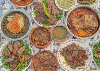 La sagesse mijote à feu doux: Quand la gourmandise parle égyptien