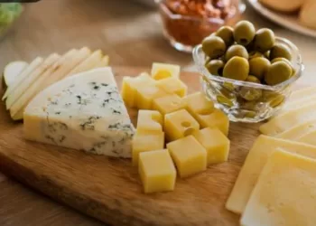 Le fromage protège-t-il vraiment contre la démence?