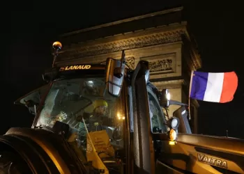 Les tracteurs de la Coordination rurale repliés près de Paris