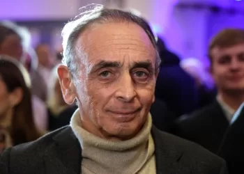 Face à Trump, l’extrême droite française, dans tous ses états, désunie