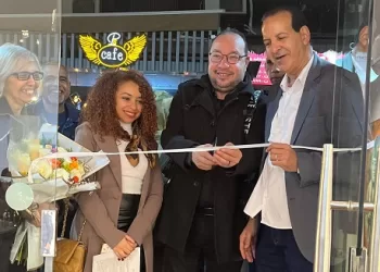 « Grappe de lumière » de l’artiste Reda Khalil : quand le pinceau dit ce que les mots taisent