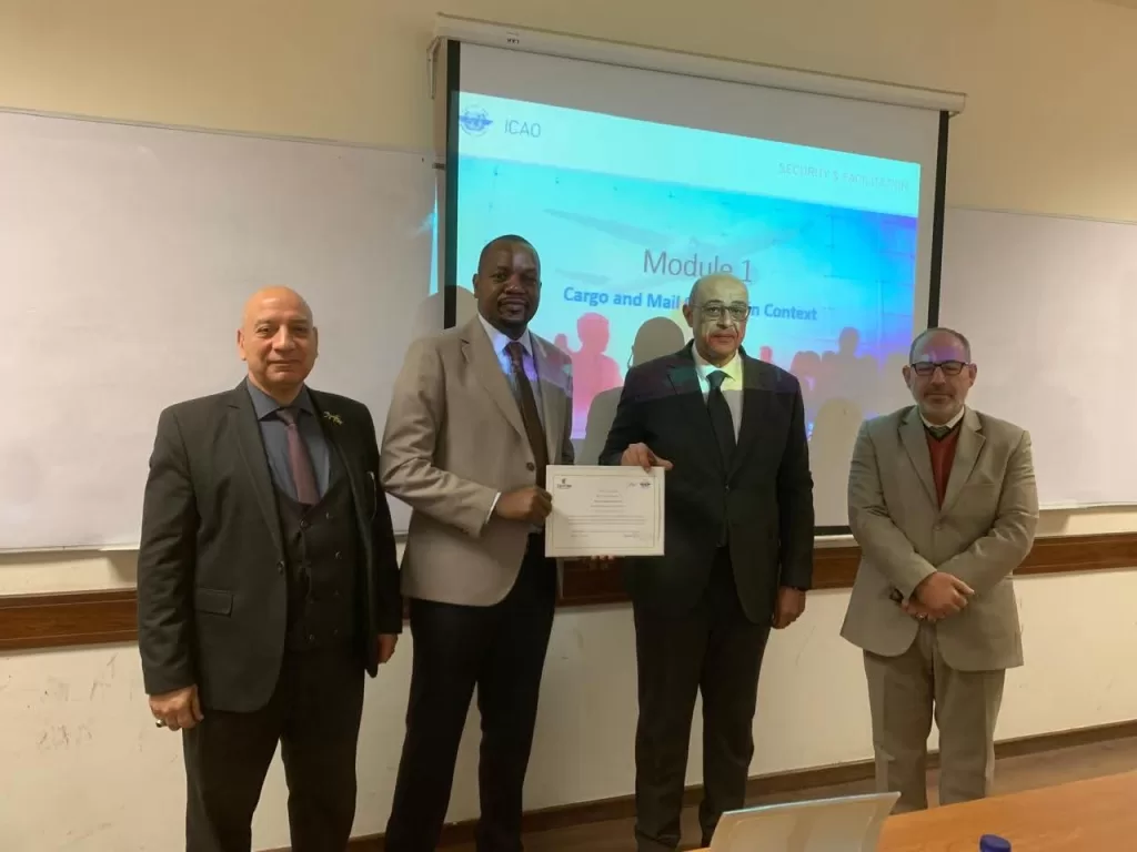 Le Centre de formation de l'OACI au Caire conclut une formation pour un groupe sénégalais à l'Académie de formation d'EgyptAir 8 - Le Progrès Egyptien Le Centre de formation de l'OACI au Caire conclut une formation pour un groupe sénégalais à l'Académie de formation d'EgyptAir 7 - Le Progrès Egyptien
