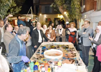 Peindre l’eau, apprivoiser l’invisible: Les jeux infinis de Mohamed Abla