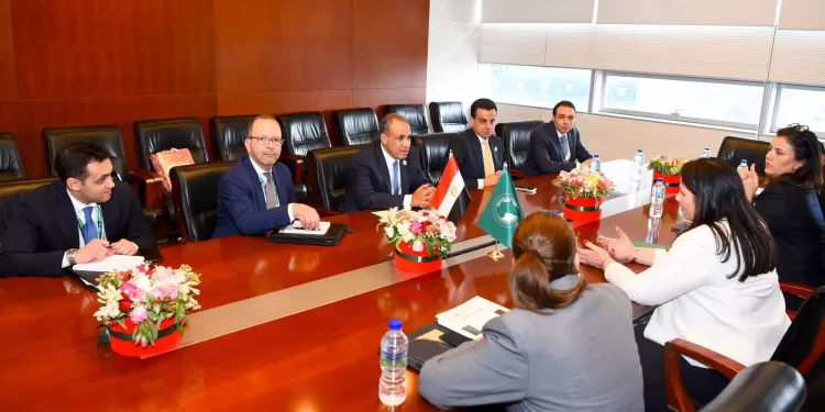 Le ministre des Affaires étrangères réaffirme le soutien de l’Égypte au développement de la performance de la Commission de l'UA 2 - Le Progrès Egyptien Le ministre des Affaires étrangères réaffirme le soutien de l’Égypte au développement de la performance de la Commission de l'UA 1 - Le Progrès Egyptien