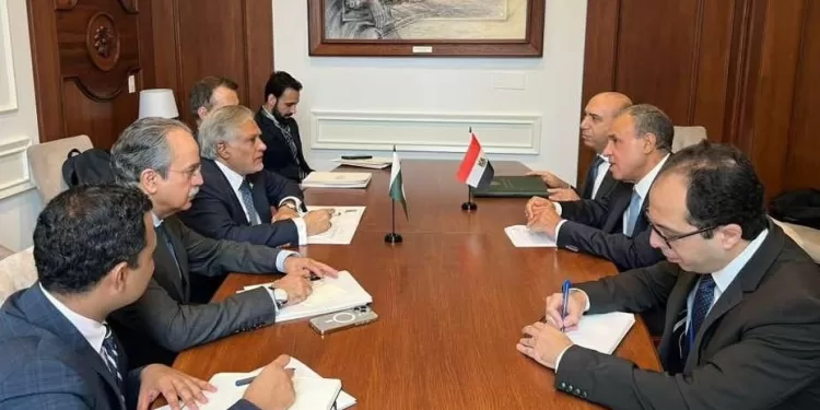 Entretien égypto-pakistanais sur les derniers développements au Moyen-Orient 2 - Le Progrès Egyptien Entretien égypto-pakistanais sur les derniers développements au Moyen-Orient 1 - Le Progrès Egyptien