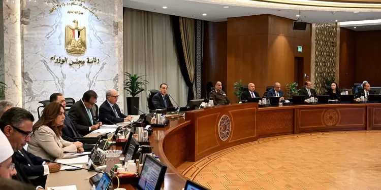 Madbouli appelle à un dialogue renforcé entre le gouvernement et le Parlement 1 - Le Progrès Egyptien