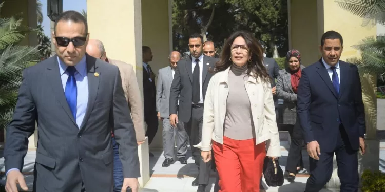La ministre de la Culture visite le Musée d'art moderne égyptien dans l'enceinte de l'Opéra 1 - Le Progrès Egyptien