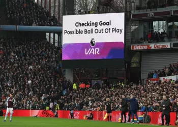 Angleterre: La majorité des fans de Premier League souhaitent la suppression de la VAR 5 - Le Progrès Egyptien Angleterre: La majorité des fans de Premier League souhaitent la suppression de la VAR