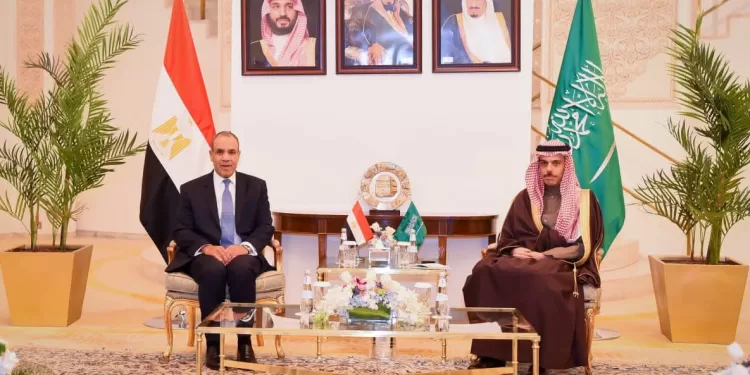 Entretiens égypto-saoudiens à Riyad pour coordonner les efforts arabes face à l'escalade régionale 1 - Le Progrès Egyptien