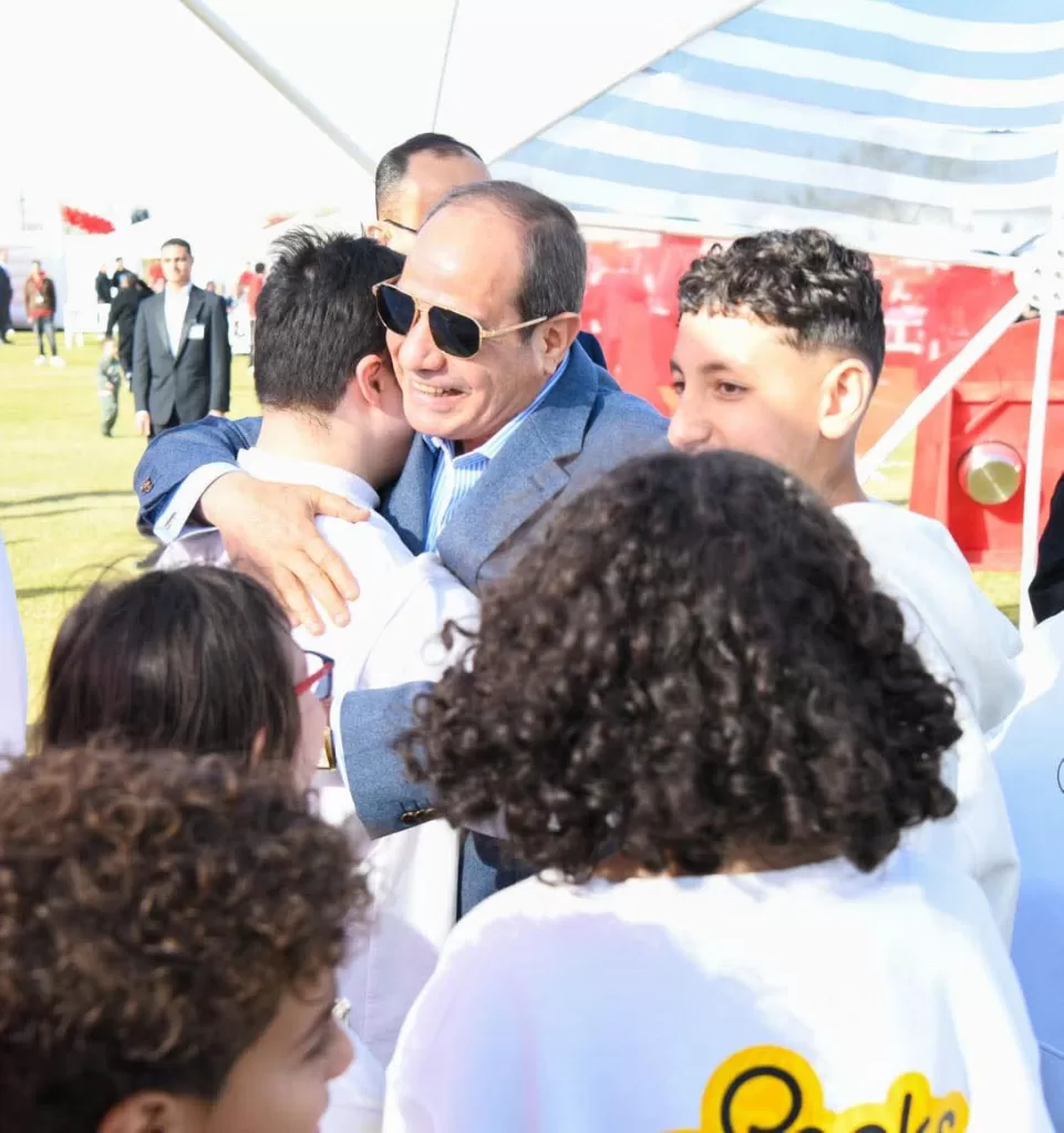 Al-Sissi accomplit la prière de l’Aïd al-Fitr et inaugure le monorail de la Nouvelle Capitale administrative 5 - Le Progrès Egyptien