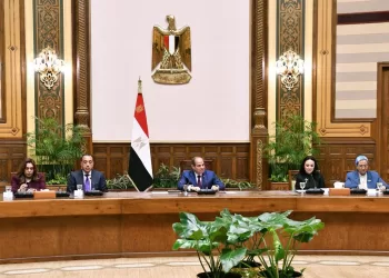 Le président rend hommage à la femme et à la mère égyptiennes au palais d’Al-Ittihadiya