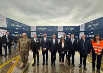 Le ministre des A.E. remet 1 000 tonnes d’aide humanitaire au Liban