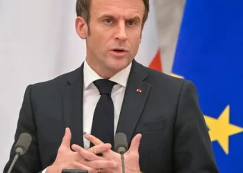 Macron : La France déploiera 12 navires de guerre pour sécuriser la navigation