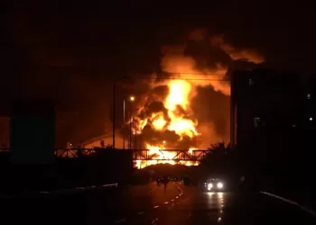 L’armée israélienne: une offensive simultanée contre l’Iran et le Hezbollah