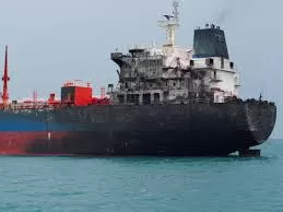 Washington autorise temporairement la vente de pétrole iranien en mer