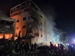 L’Iran frappe des sites en Israël 