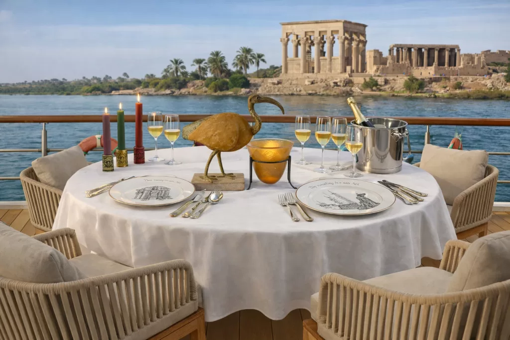 “L’Œil” du fleuve éternel : Un luxe lent sous le ciel d’Egypte 8 - Le Progrès Egyptien “L’Œil” du fleuve éternel : Un luxe lent sous le ciel d’Egypte 7 - Le Progrès Egyptien