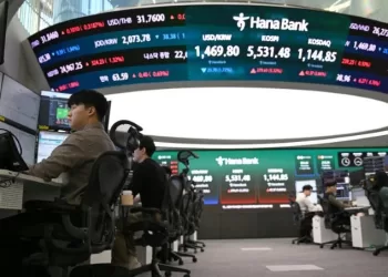 L’Iran multiplie les frappes, l’AIE veut débloquer les réserves de pétrole