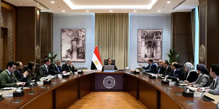 Madbouli examine de nouvelles réformes fiscales 1 - Le Progrès Egyptien