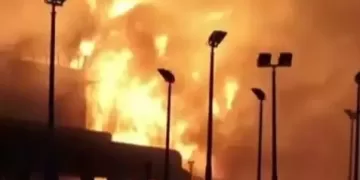 Guerre au Moyen-Orient: Dubaï en alerte missiles, l’Iran cible les monarchies du Golfe