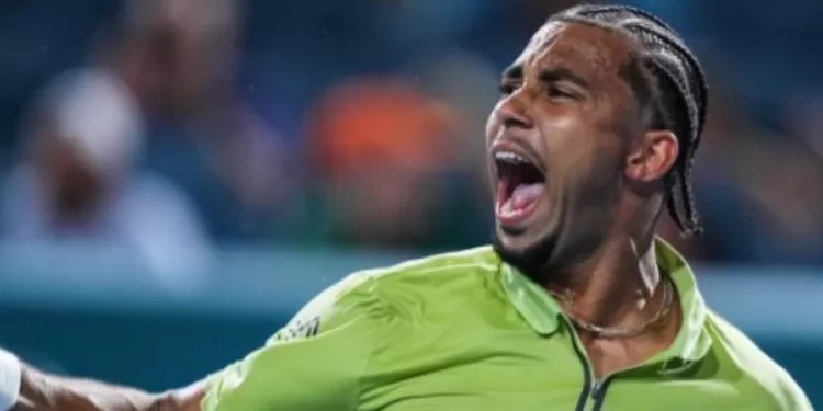 Miami: Fils en demi-finale après avoir sauvé 4 balles de match dans un duel dingue 2 - Le Progrès Egyptien Miami: Fils en demi-finale après avoir sauvé 4 balles de match dans un duel dingue 1 - Le Progrès Egyptien