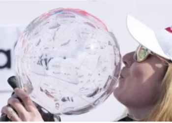 Ski: avec un sixième gros globe, Mikaela Shiffrin continue d’écrire sa légende