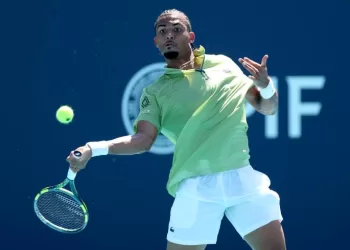 Masters 1000 de Miami: Fils bat Vacherot et retrouve les quarts