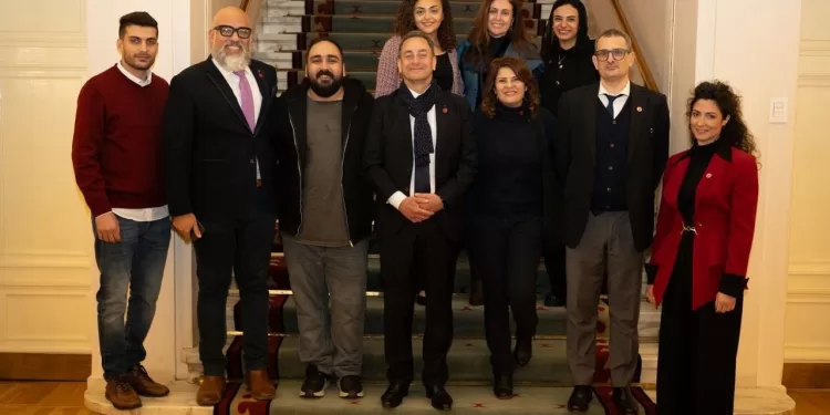 L’ambassadeur de France au Caire accueille le joueur de luth Youssef Abbas pour une soirée de soutien humanitaire 1 - Le Progrès Egyptien