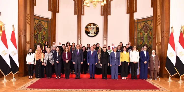 Égypte : Le Président Al-Sissi réaffirme le rôle « vital » de la femme dans la construction de la nation 2 - Le Progrès Egyptien Égypte : Le Président Al-Sissi réaffirme le rôle « vital » de la femme dans la construction de la nation 1 - Le Progrès Egyptien