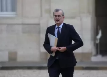 Le gouverneur de la Banque de France :  “Un peu plus d’inflation et un peu moins de croissance” avec la guerre