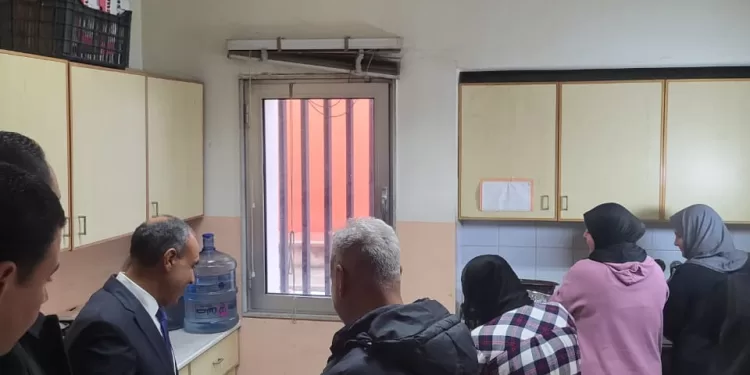 Le ministre des AE visite l’un des centres d’hébergement des déplacés à Beyrouth 2 - Le Progrès Egyptien Le ministre des AE visite l’un des centres d’hébergement des déplacés à Beyrouth 1 - Le Progrès Egyptien