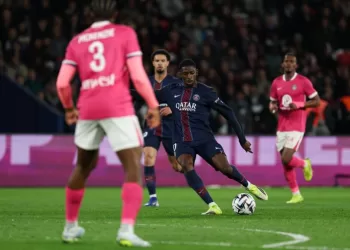 Ligue 1: Un doublé de Dembélé compense une boulette de Safonov pour Paris contre Toulouse