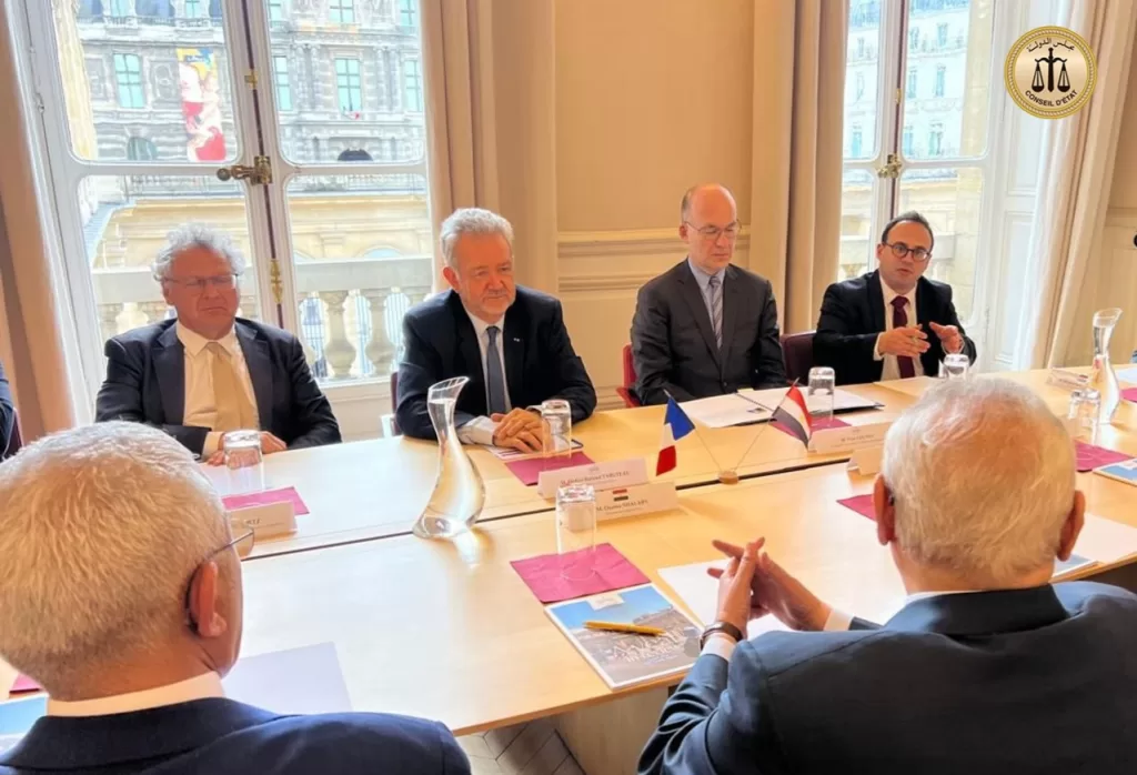 Prolongation du Protocole de coopération entre les Conseils d'État égyptien et français 6 - Le Progrès Egyptien Prolongation du Protocole de coopération entre les Conseils d'État égyptien et français 5 - Le Progrès Egyptien