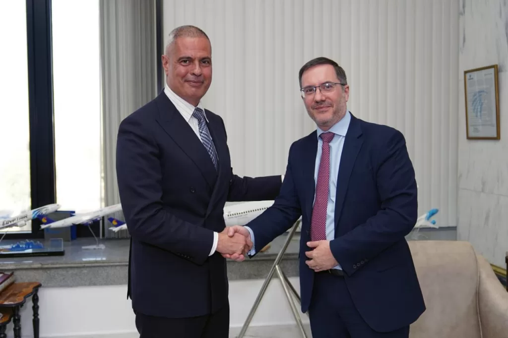 Modernisation de la flotte d’EgyptAir: Entretiens avec l’ambassadeur britannique 7 - Le Progrès Egyptien