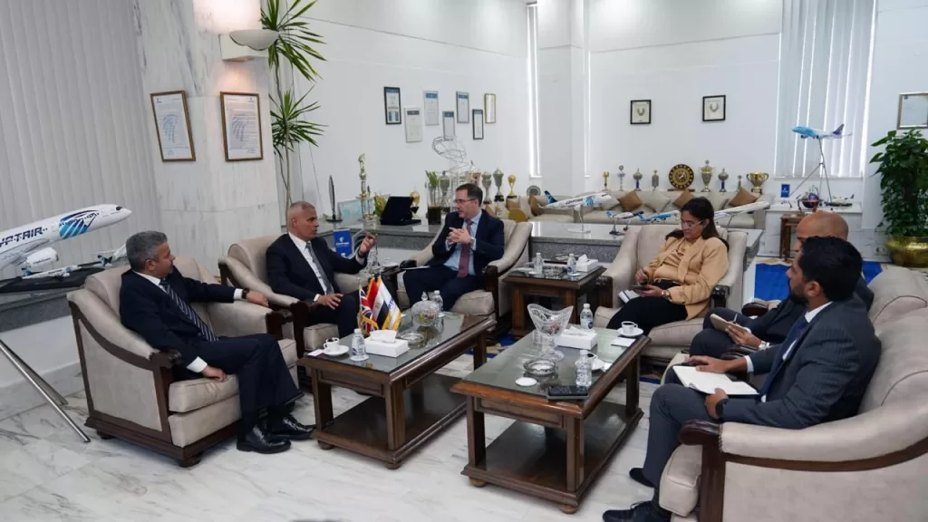 Modernisation de la flotte d’EgyptAir: Entretiens avec l’ambassadeur britannique 9 - Le Progrès Egyptien