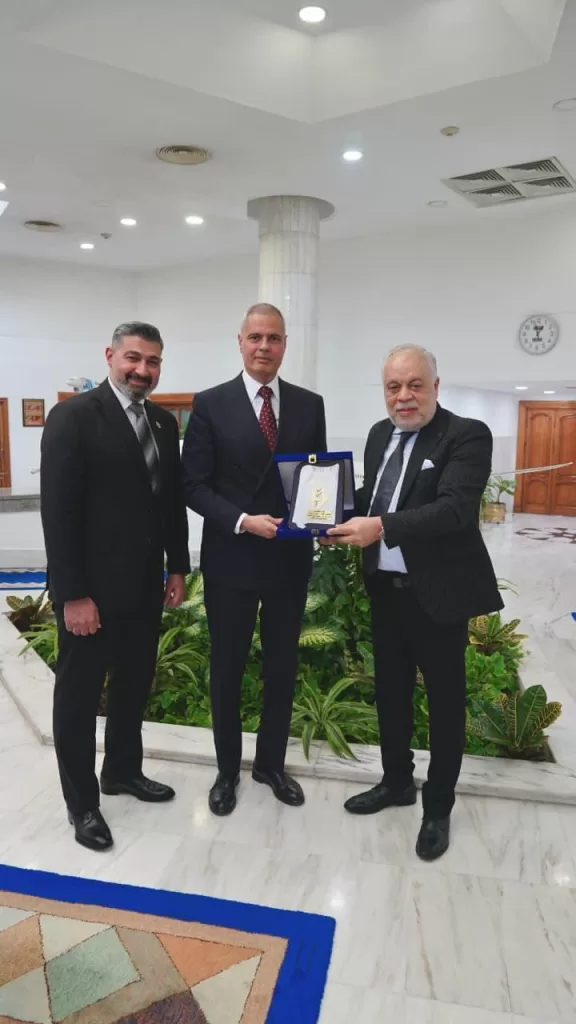 EgyptAir - Syndicat des professions artistiques: Collaboration renforcée 5 - Le Progrès Egyptien