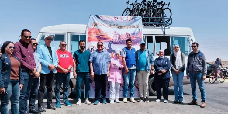 L'Autorité de Santé assure la couverture médicale du Championnat de la République de Cyclisme à Suez 1 - Le Progrès Egyptien